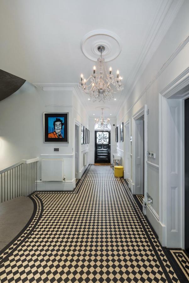 Dream House London With Gym, Cinema And Housekeeper Villa Ealing Ngoại thất bức ảnh
