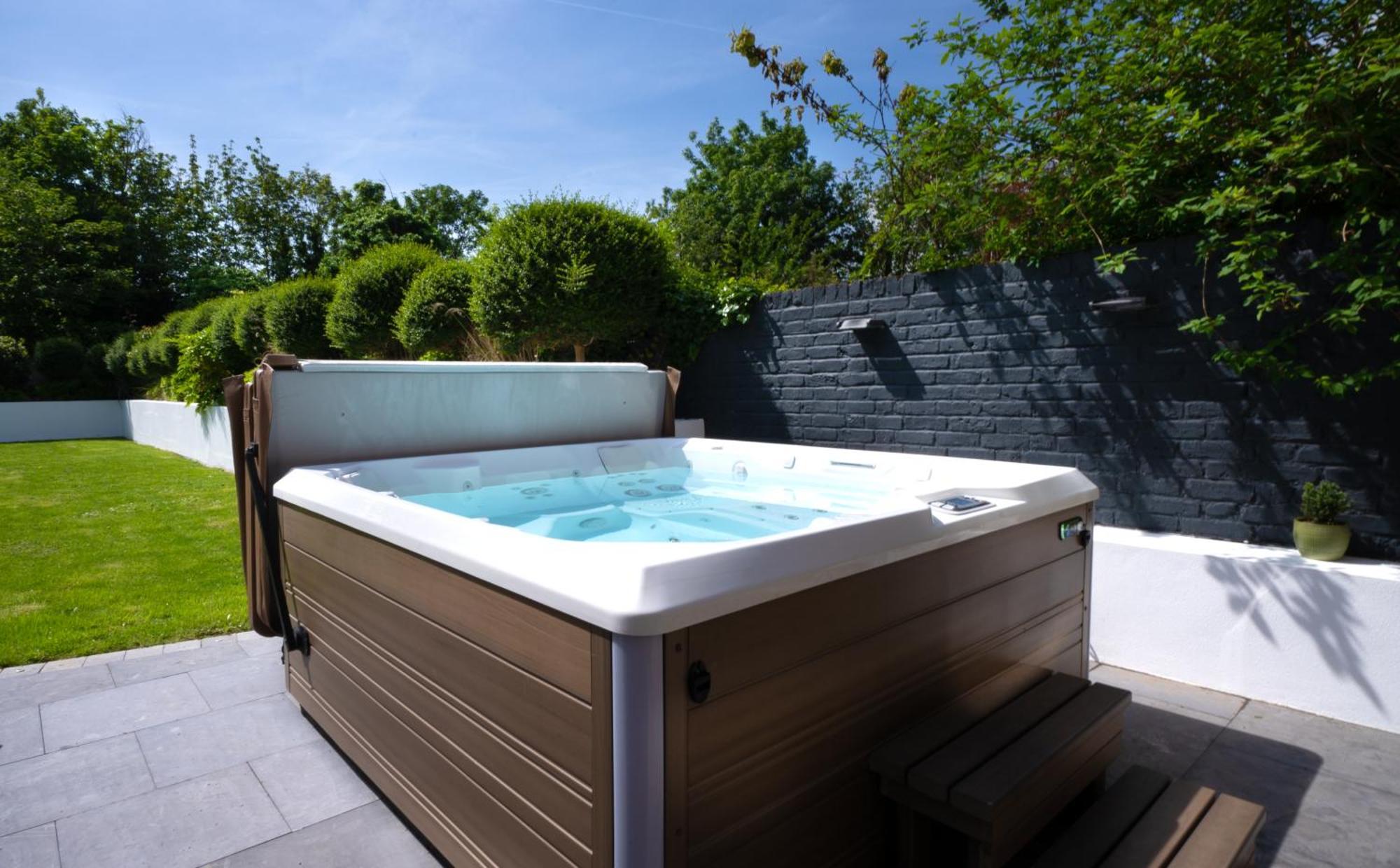 Dream House London With Gym, Cinema And Housekeeper Villa Ealing Ngoại thất bức ảnh
